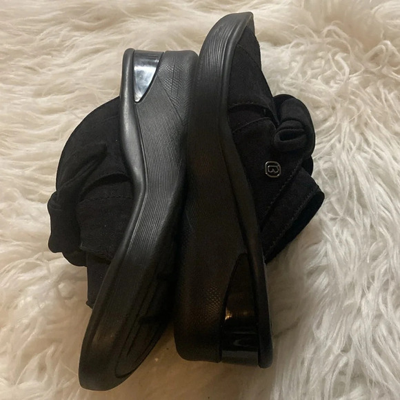 BZees Black Wedged Open Toe Sandals Washable Size 7 - Picture 4 of 8